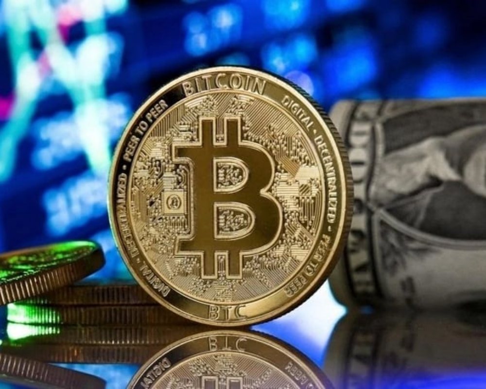 Giá Bitcoin vượt 82.000 USD, lập đỉnh mới