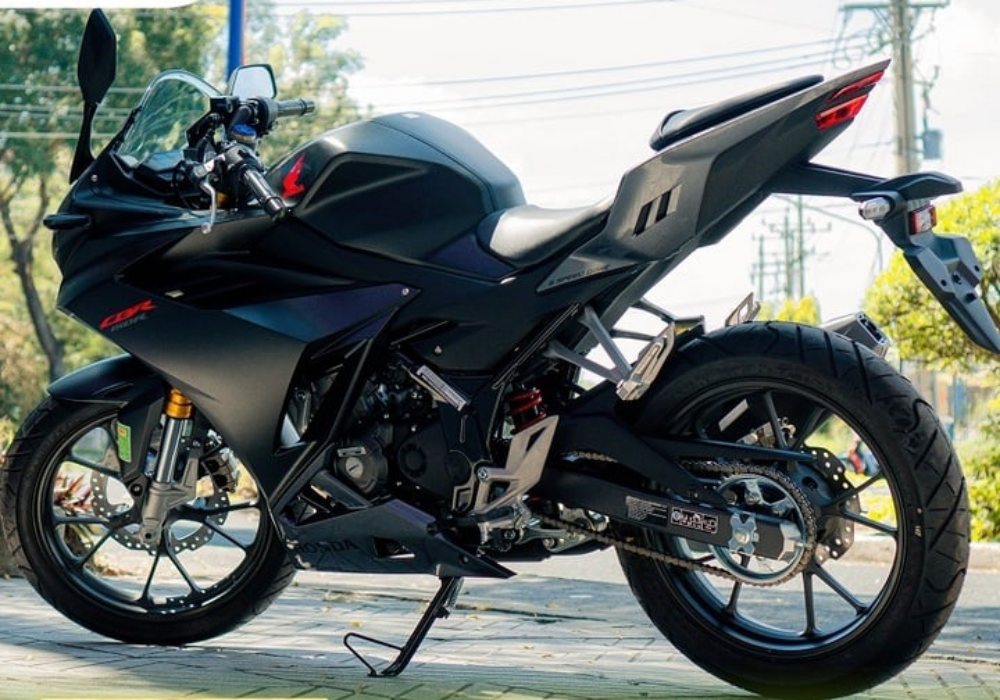 Bảng giá xe CBR150R tháng 1/2025 mới nhất