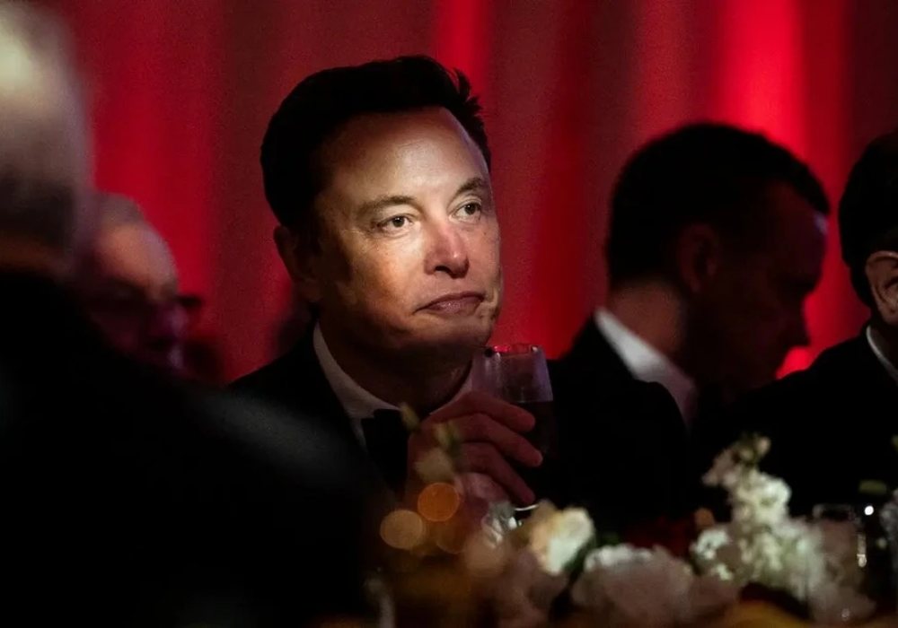 Elon Musk gây phẫn nộ