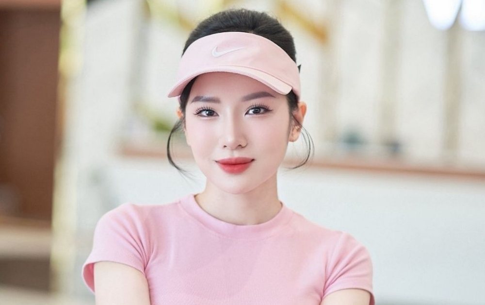 Nữ y tá Hải Phòng xinh đẹp gây sốt làng chạy bộ Việt Nam