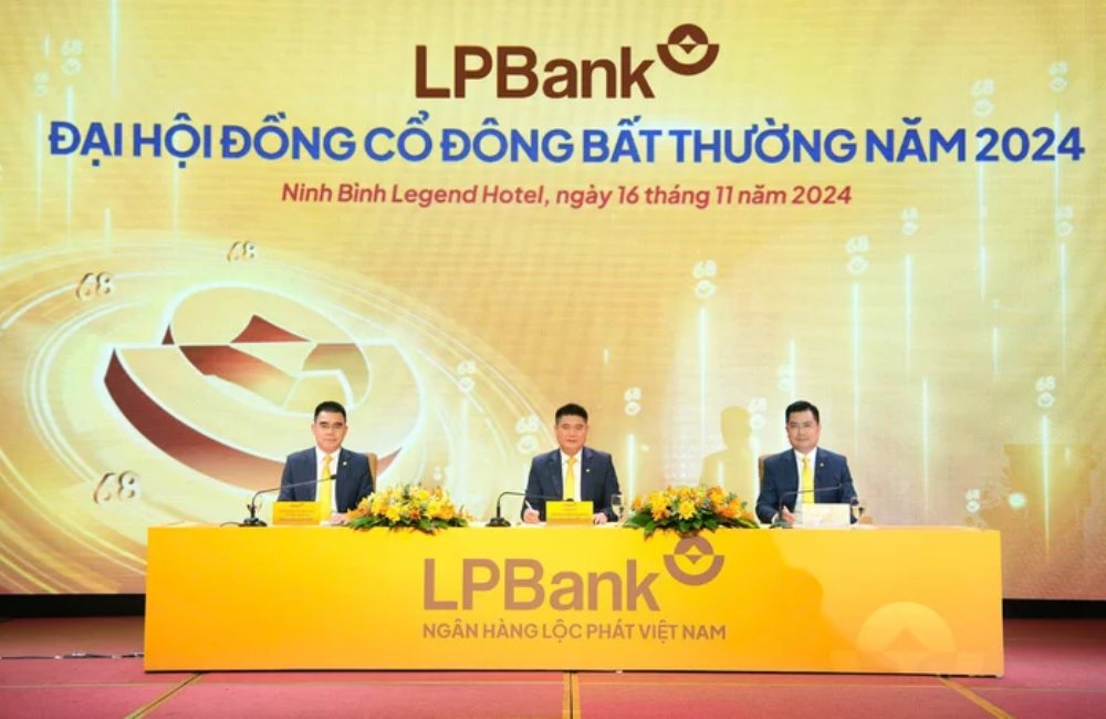 LPBank sẽ mua 5% vốn cổ phần FPT