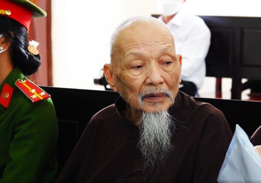 Mở rộng vụ Tịnh Thất Bồng Lai: "Thầy ông nội" chính thức bị khởi t.ố án hình sự